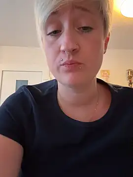 Rozendefotz online show from February 2026 04:05:02 PM