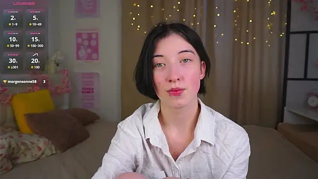 JuanaFriesz online show from February 2026 09:19:02 AM