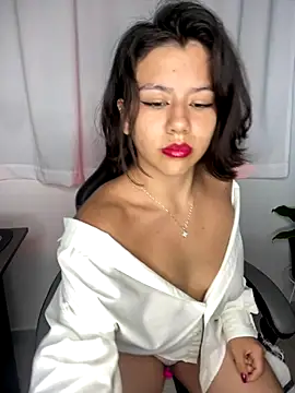 Snapshot of Valen_Sky chatting on November 2025 04:45:02 AM Valen Sky online show from November 2025 04:45:02 AM