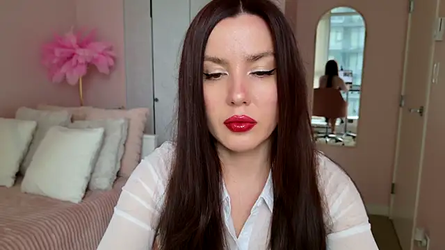 SirenSwitch online show from November 2025 09:21:02 PM