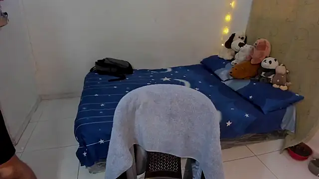 Tom Blues online show from December 2025 12:53:02 PM