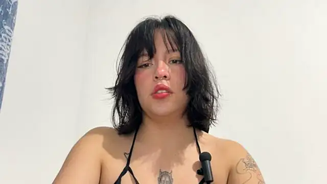 Snapshot of aliciia_23 chatting on October 2025 02:55:02 AM aliciia 23 online show from October 2025 02:55:02 AM