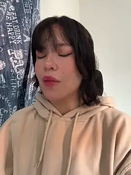 Snapshot of aliciia_23 chatting on October 2025 07:41:01 PM aliciia 23 online show from October 2025 07:41:01 PM