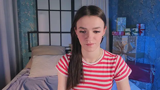 Snapshot of E_l_i_z_e_ chatting on November 2025 05:41:01 AM E l i z e online show from November 2025 05:41:01 AM