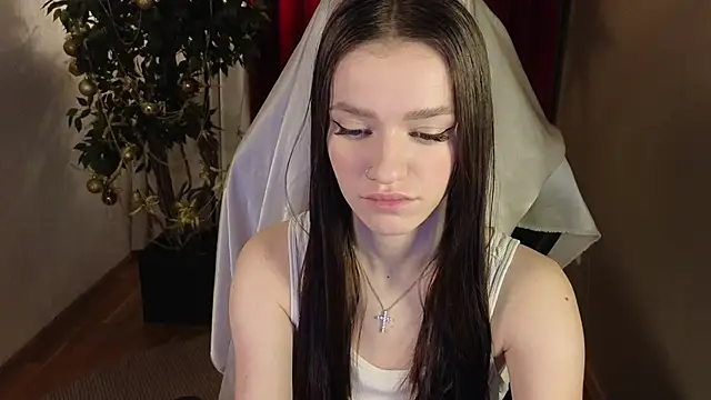 Snapshot of E_l_i_z_e_ chatting on January 2026 05:23:02 AM E l i z e online show from January 2026 05:23:02 AM