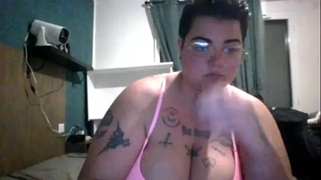 PirateXL online show from April 2026 10:40:02 PM