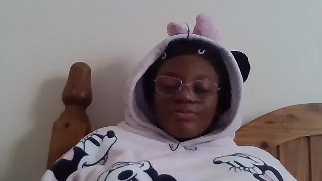 Snapshot of SexyGemBeautyX chatting on December 2025 03:07:02 PM SexyGemBeautyX online show from December 2025 03:07:02 PM