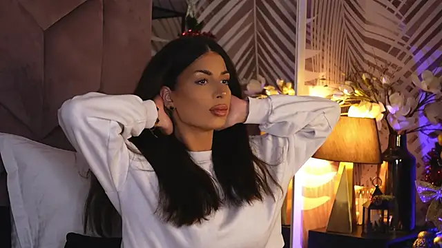 EvaRhea online show from December 2025 03:59:02 AM