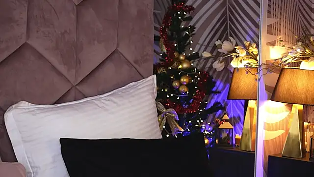 EvaRhea online show from December 2025 04:41:02 AM