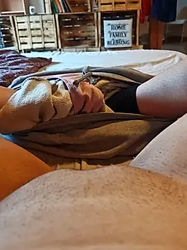 Horny mummy online show from February 2026 02:46:02 PM