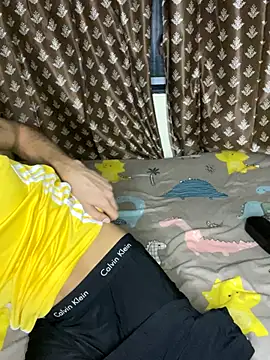 Snapshot of SIZZLER_1100 chatting on November 2025 08:19:01 PM SIZZLER 1100 online show from November 2025 08:19:01 PM