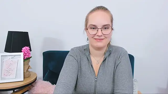 AliceCrazy69 online show from September 2025 03:12:01 PM