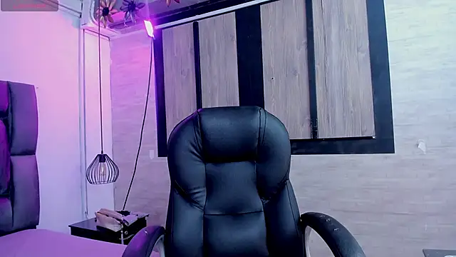 AfroditaLeclair online show from September 2025 01:55:01 PM