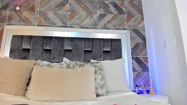 MilaGrace1 online show from September 2025 10:37:01 AM