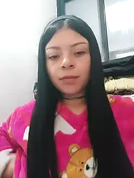 LunaJacobs online show from October 2025 07:38:01 PM