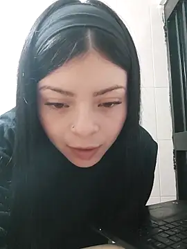 LunaJacobs online show from December 2025 01:01:02 AM