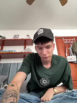 Snapshot of Luck__090 chatting on September 2025 07:36:02 PM Luck  090 online show from September 2025 07:36:02 PM