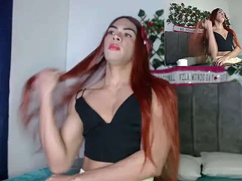 Snapshot of Coral_Santana_x chatting on November 2025 04:22:01 PM Coral Santana x online show from November 2025 04:22:01 PM