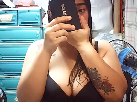 sexylhane online show from January 2026 02:10:01 PM