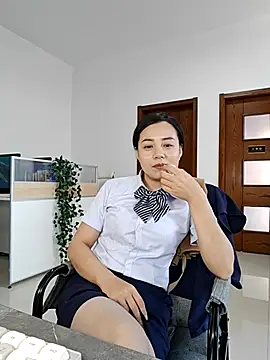 Snapshot of bingxin- chatting on October 2025 04:57:02 AM bingxin- online show from October 2025 04:57:02 AM