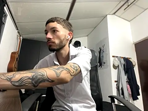 sarabiaarevalo online show from October 2025 04:26:01 AM