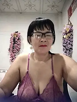 Snapshot of Ki_xxx chatting on October 2025 03:04:01 PM Ki xxx online show from October 2025 03:04:01 PM