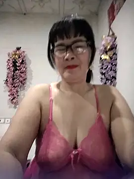 Snapshot of Ki_xxx chatting on November 2025 11:31:02 AM Ki xxx online show from November 2025 11:31:02 AM