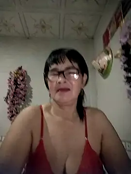 Snapshot of Ki_xxx chatting on December 2025 10:16:02 PM Ki xxx online show from December 2025 10:16:02 PM