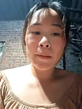 Snapshot of ALIENHR38 chatting on October 2025 11:57:02 PM ALIENHR38 online show from October 2025 11:57:02 PM