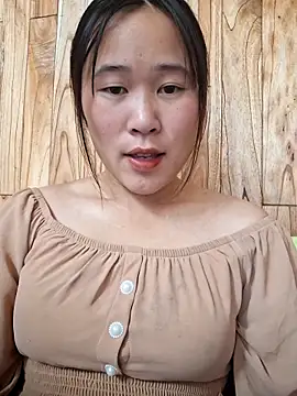 Snapshot of ALIENHR38 chatting on November 2025 01:06:01 AM ALIENHR38 online show from November 2025 01:06:01 AM