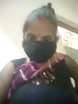 Snapshot of Sona_42i chatting on October 2025 02:04:02 PM Sona 42i online show from October 2025 02:04:02 PM