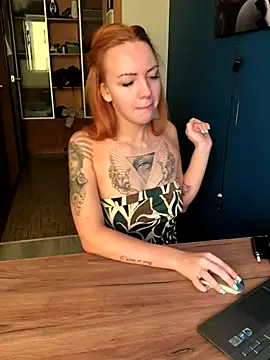 Snapshot of Amore_Mia_ chatting on October 2025 05:49:01 AM Amore Mia online show from October 2025 05:49:01 AM