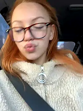 Snapshot of Amore_Mia_ chatting on October 2025 06:22:02 AM Amore Mia online show from October 2025 06:22:02 AM