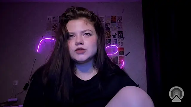 Snapshot of GoddessDarina chatting on September 2025 02:44:01 AM GoddessDarina online show from September 2025 02:44:01 AM