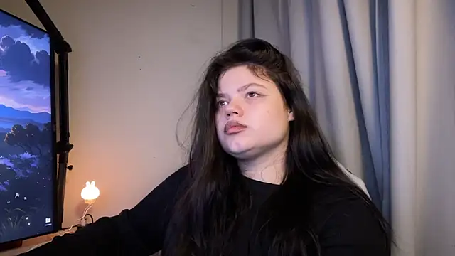 Snapshot of GoddessDarina chatting on October 2025 06:37:01 PM GoddessDarina online show from October 2025 06:37:01 PM