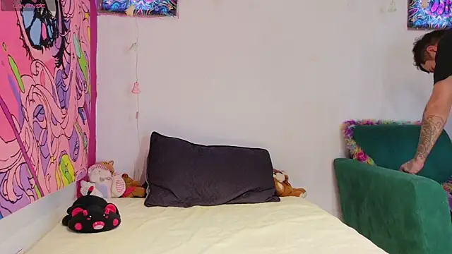 Snapshot of rosse_dredd chatting on December 2025 07:33:02 PM rosse dredd online show from December 2025 07:33:02 PM