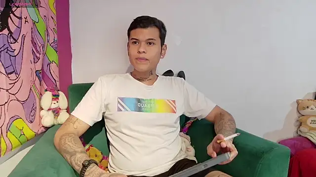 Snapshot of rosse_dredd chatting on January 2026 02:03:01 AM rosse dredd online show from January 2026 02:03:01 AM