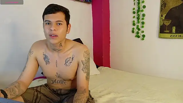 Snapshot of rosse_dredd chatting on January 2026 06:28:02 AM rosse dredd online show from January 2026 06:28:02 AM