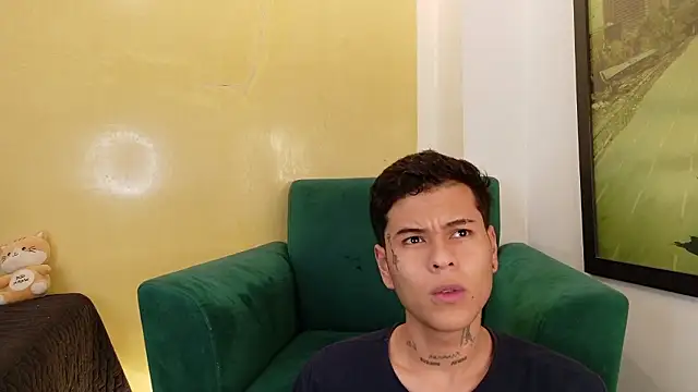 Snapshot of rosse_dredd chatting on February 2026 03:27:01 AM rosse dredd online show from February 2026 03:27:01 AM