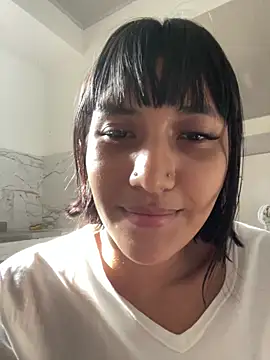 Snapshot of Amberdecolombia chatting on November 2025 08:03:01 PM Amberdecolombia online show from November 2025 08:03:01 PM