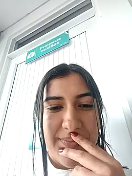 Snapshot of VioletaWalton1 chatting on September 2025 01:16:01 PM VioletaWalton1 online show from September 2025 01:16:01 PM