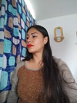 KittyHoleshot87 online show from February 2026 03:16:02 PM