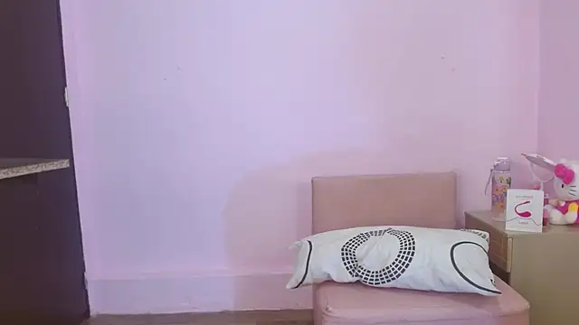 kiity horny  online show from October 2025 12:13:02 PM