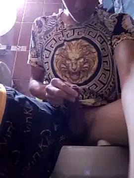 aispuro8505 online show from October 2025 09:50:01 PM