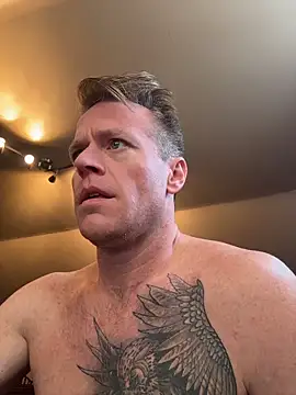 DILFiGuess11 online show from January 2026 07:56:02 PM