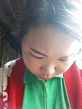 may-squirl online show from February 2026 01:12:01 AM