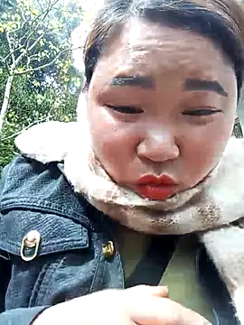 may-squirl online show from February 2026 04:35:01 AM