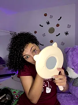 ViolettaMiller  online show from October 2025 01:04:02 PM