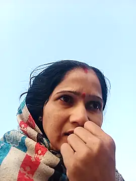 Jooli xx online show from November 2025 02:06:01 AM