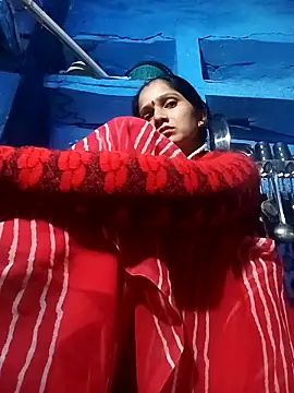 Jooli xx online show from November 2025 12:49:02 PM